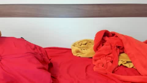 00ingrid00 online show from December 15, 8:14 pm