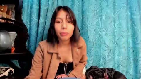 Snapshot of 0amy1 chatting on October 10, 3:11 am amy online show from October 10, 3:11 am