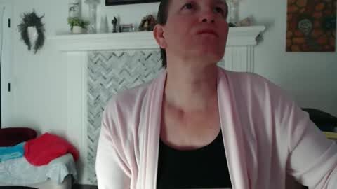 Aurora Willows online show from April 22, 3:03 am