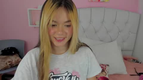 18candy online show from April 22, 12:35 pm