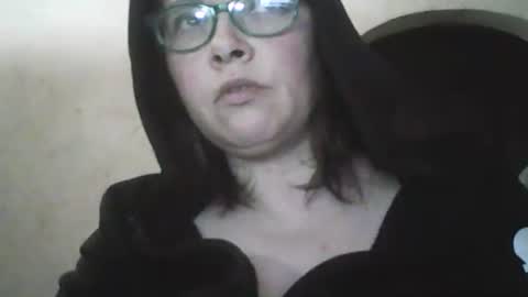 Snapshot of 1deluxepussy chatting on February 3, 7:42 pm Deluxepussy online show from February 3, 7:42 pm
