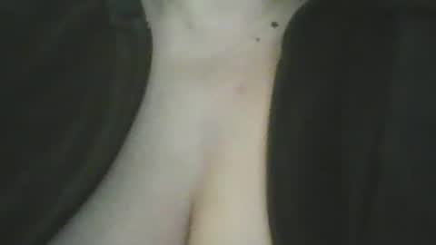 Snapshot of 1deluxepussy chatting on January 24, 5:53 am Deluxepussy online show from January 24, 5:53 am