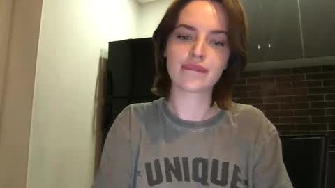 Snapshot of 1dove chatting on January 15, 2:46 pm DOVE online show from January 15, 2:46 pm
