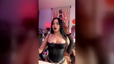1hannamontana online show from April 25, 1:41 pm