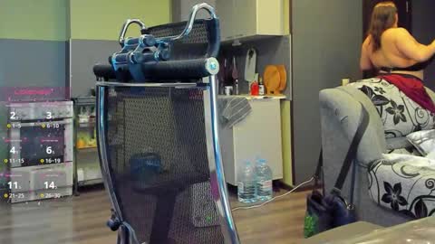 1LINDSEY1 online show from October 6, 6:02 pm