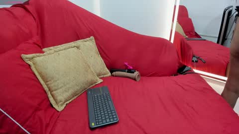 Luisa online show from January 18, 10:39 pm