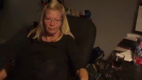 Susan online show from December 28, 2:54 am