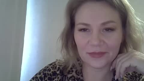 Snapshot of 3susie chatting on September 10, 7:30 am 3susie online show from September 10, 7:30 am