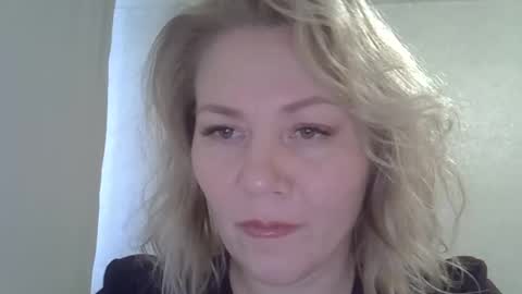 Snapshot of 3susie chatting on September 12, 7:29 am 3susie online show from September 12, 7:29 am