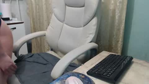 3sweetcandy3 online show from April 24, 10:34 pm