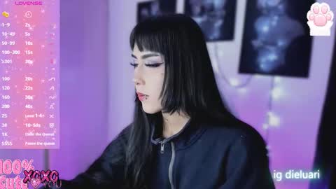  luarii   online show from November 15, 9:32 am