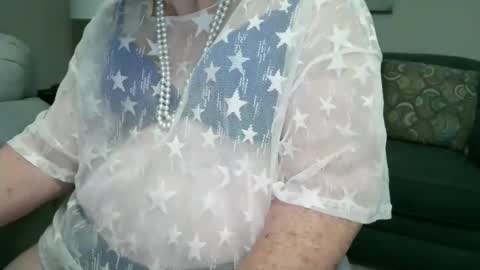 Missy online show from May 2, 1:03 pm