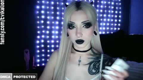 Eva online show from April 23, 11:29 pm