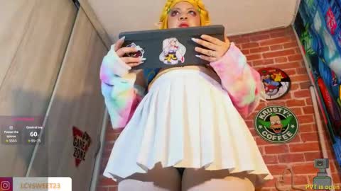 Snapshot of 777lucycosplay chatting on September 24, 11:37 pm Lucycosplay777 online show from September 24, 11:37 pm