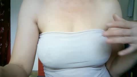 Lilu online show from April 27, 10:45 am