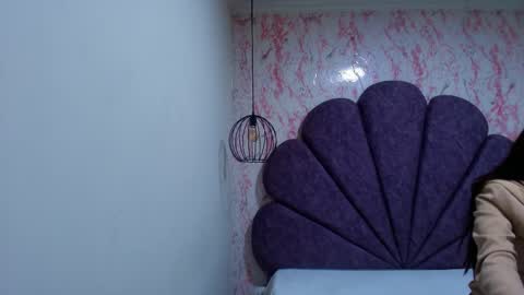 Snapshot of _alaia_collway_ chatting on October 7, 11:47 am Alaia online show from October 7, 11:47 am