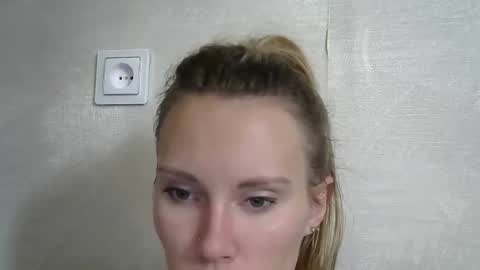 _alex1819 online show from November 14, 10:59 am