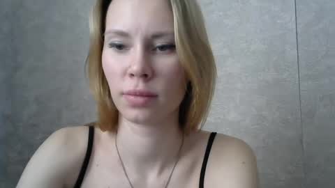 _alex1819 online show from February 13, 8:49 am