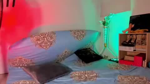  Alexa14 online show from April 22, 7:11 pm