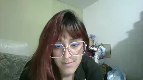 Snapshot of _alhanna chatting on October 17, 12:14 am Alhanna online show from October 17, 12:14 am