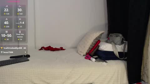_alice_horny_ online show from June 2, 12:55 am