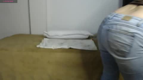 _alice_horny_ online show from April 21, 4:08 am