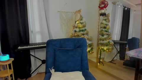 Alice online show from November 27, 12:08 pm