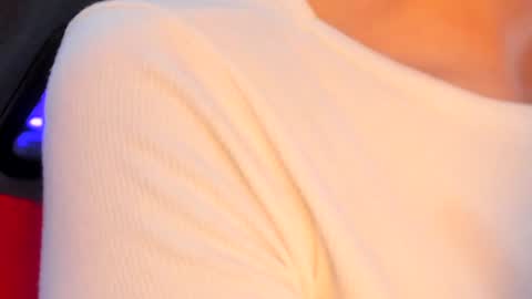 Snapshot of _aliice_1 chatting on January 16, 7:41 pm  Alice  online show from January 16, 7:41 pm