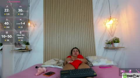 alisson online show from April 19, 6:32 pm