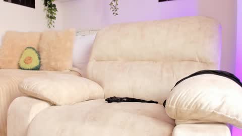 Snapshot of _alissonrose chatting on December 24, 3:05 pm Karo online show from December 24, 3:05 pm