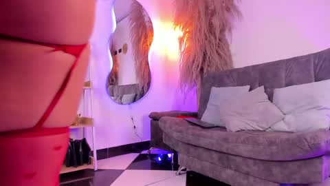 Ambar  online show from June 3, 11:44 am