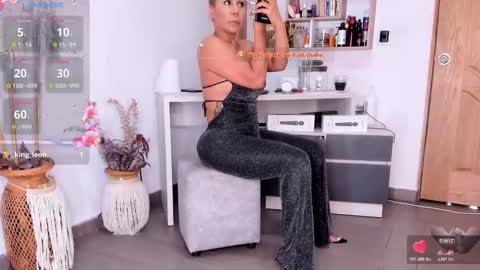 Ana Bolena online show from February 13, 3:13 pm