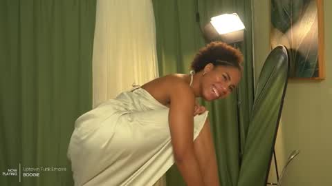 Angie -  online show from February 7, 11:52 pm