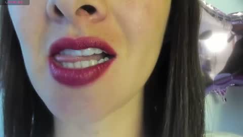 antonia online show from June 9, 7:57 pm