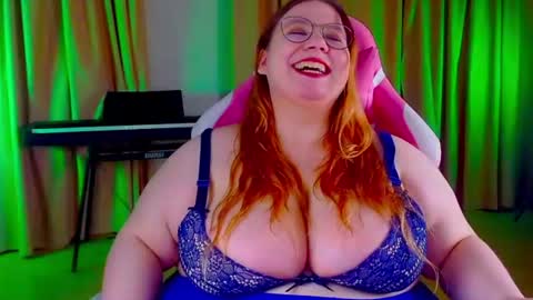 _ariaakashi_ online show from July 6, 4:29 am