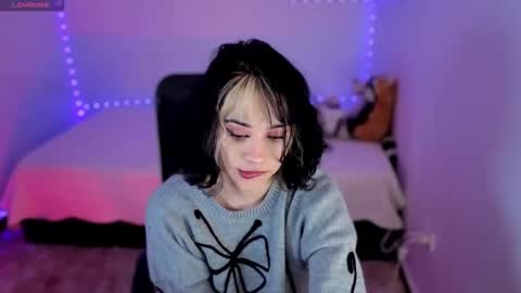 Aria online show from November 25, 7:36 pm