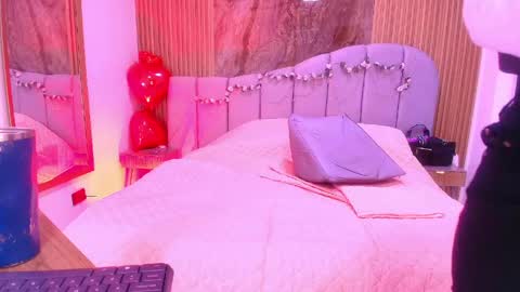 Arlet online show from April 26, 3:04 am