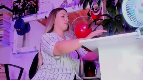 fer online show from February 22, 4:57 am