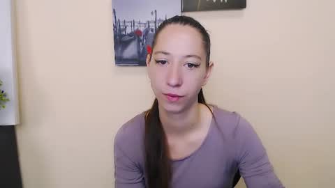 _astraia_ online show from July 8, 5:53 am