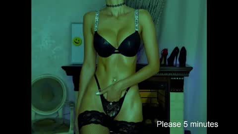Snapshot of _bounty_69_ chatting on September 29, 7:30 pm lovense squirt bigboobs anal online show from September 29, 7:30 pm