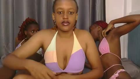 briana online show from March 29, 5:06 am