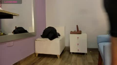  candy jade  online show from November 12, 11:30 am