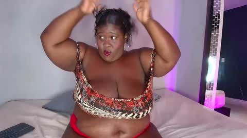 _carolinagomez online show from March 17, 7:40 pm