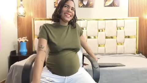 Caroline online show from April 27, 10:56 am