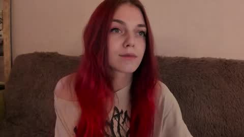 Caroline online show from October 5, 1:49 pm