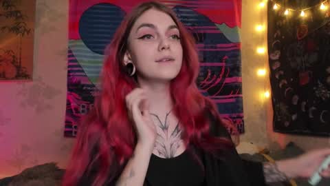 Caroline online show from January 16, 3:13 pm