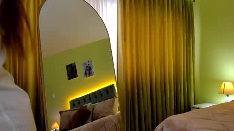 Charlote online show from September 27, 8:38 pm