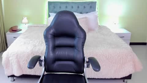 Charlote online show from July 10, 3:45 pm