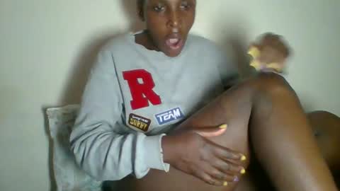 clara online show from March 4, 6:04 am