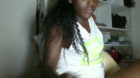 clara online show from March 17, 9:02 am